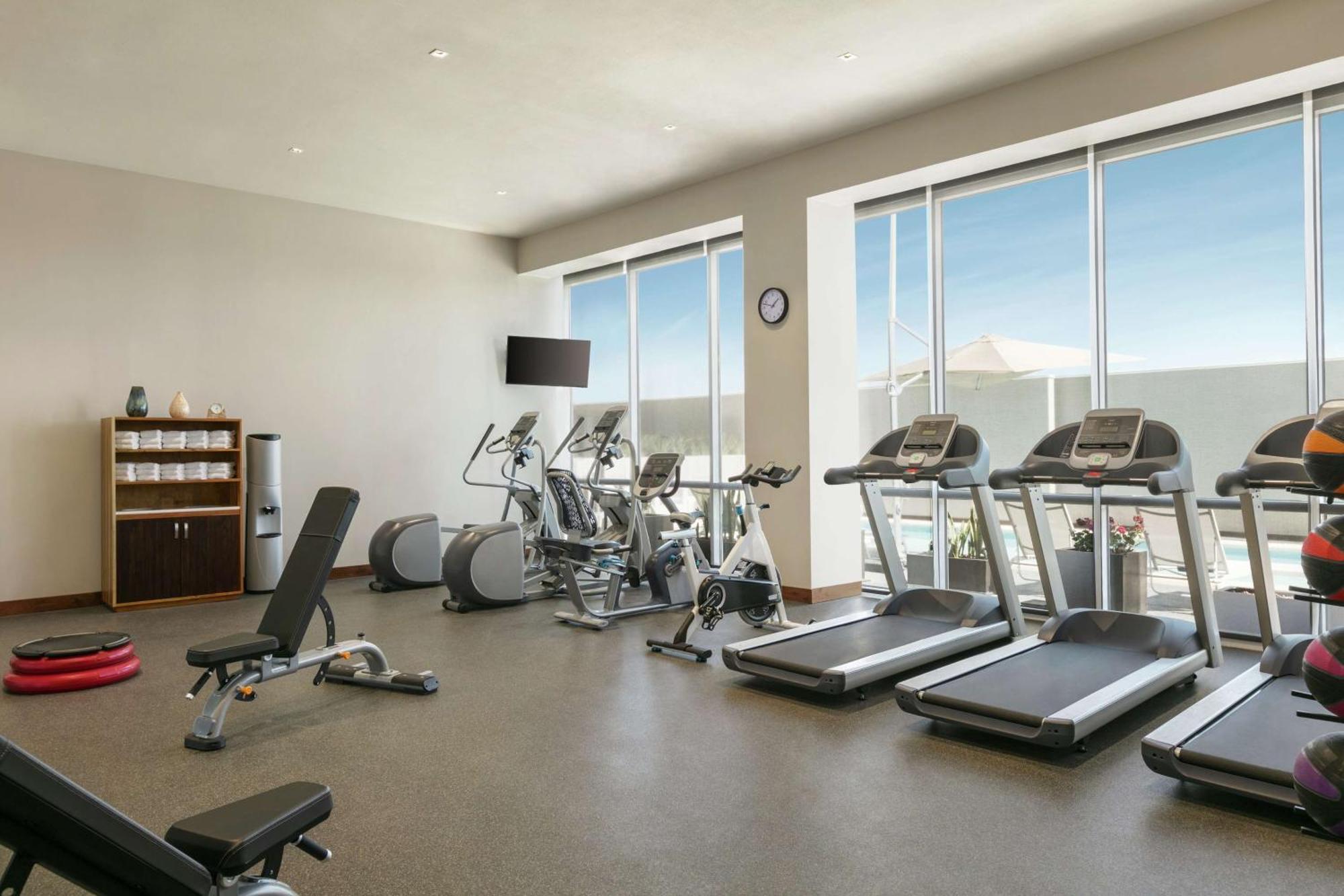 Homewood Suites By Hilton Monterrey Apodaca Buitenkant foto